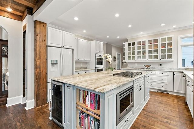 565 Old Lathemtown Road, Canton, GA 30115