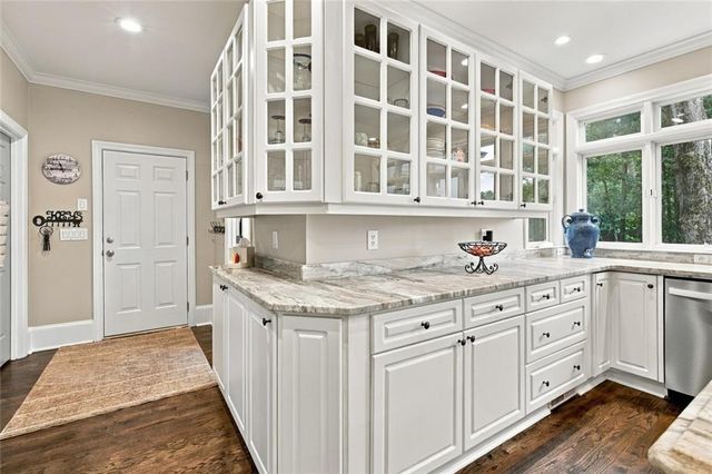565 Old Lathemtown Road, Canton, GA 30115