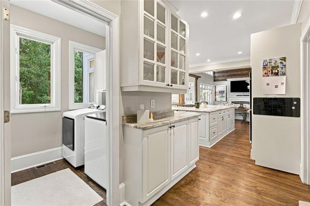 565 Old Lathemtown Road, Canton, GA 30115