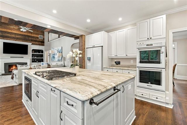 565 Old Lathemtown Road, Canton, GA 30115
