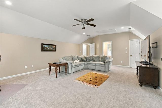 565 Old Lathemtown Road, Canton, GA 30115