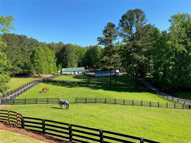 565 Old Lathemtown Road, Canton, GA 30115
