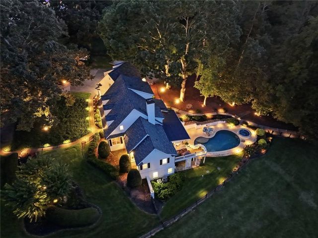 565 Old Lathemtown Road, Canton, GA 30115