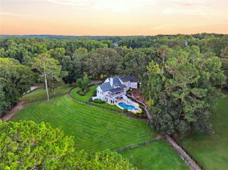 565 Old Lathemtown Road, Canton, GA 30115