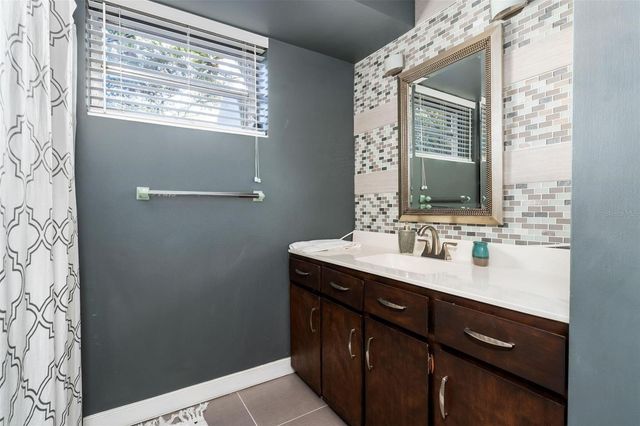 4551 NW 1ST AVENUE, Gainesville, FL 32607