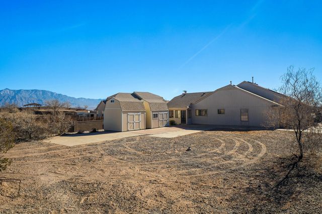 4577 Rockaway Loop NE, Rio Rancho, NM 87124