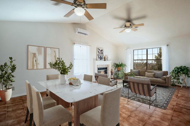 4577 Rockaway Loop NE, Rio Rancho, NM 87124