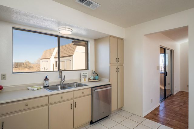 4577 Rockaway Loop NE, Rio Rancho, NM 87124