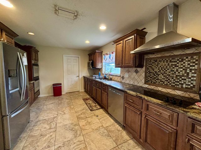 4003 SE 26th Street, Okeechobee, FL 34974