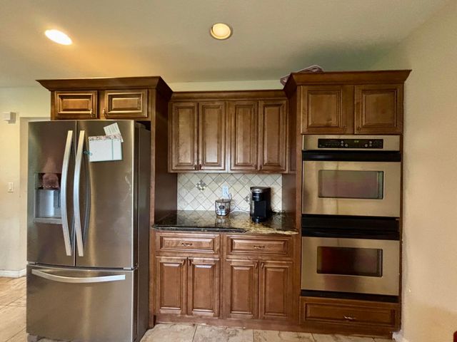 4003 SE 26th Street, Okeechobee, FL 34974