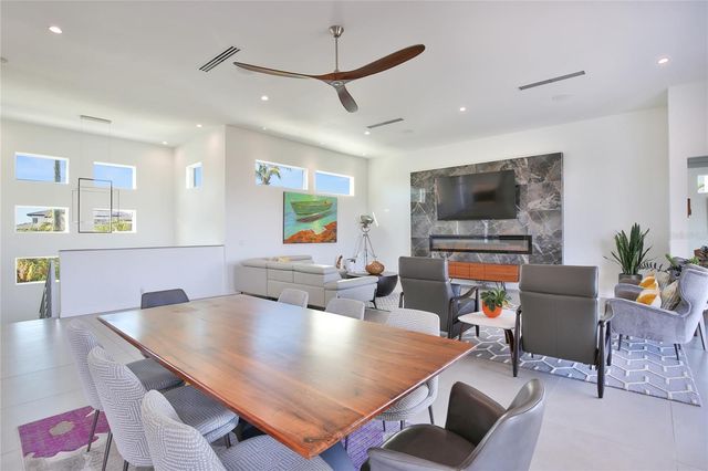 3939 HIGEL AVENUE, Sarasota, FL 34242
