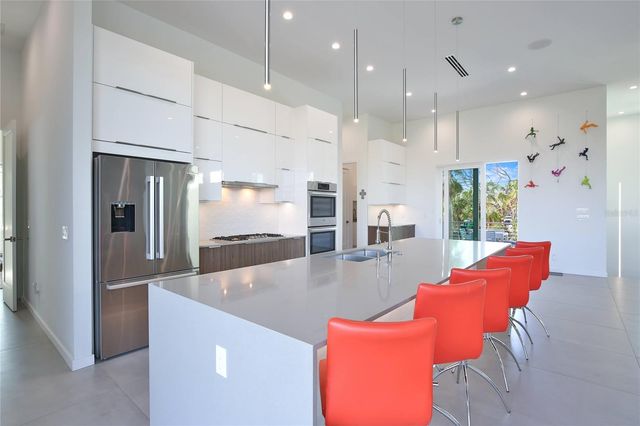 3939 HIGEL AVENUE, Sarasota, FL 34242