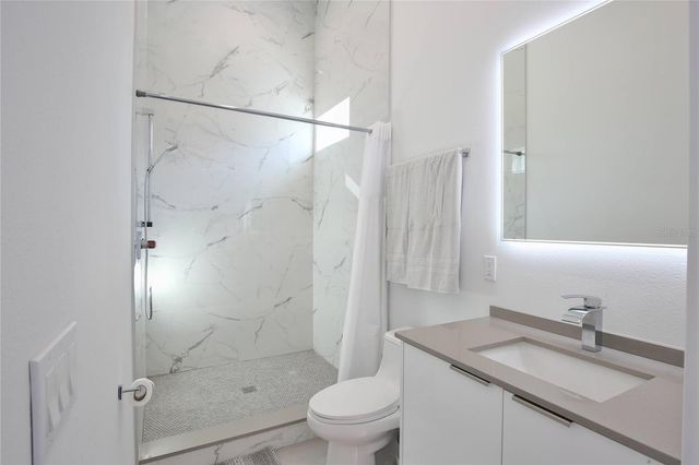 3939 HIGEL AVENUE, Sarasota, FL 34242