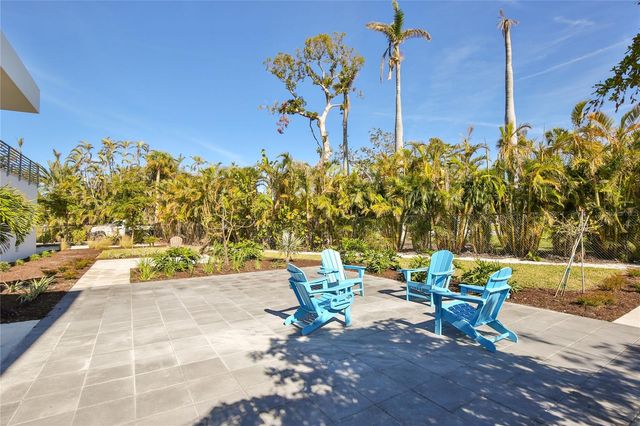 3939 HIGEL AVENUE, Sarasota, FL 34242