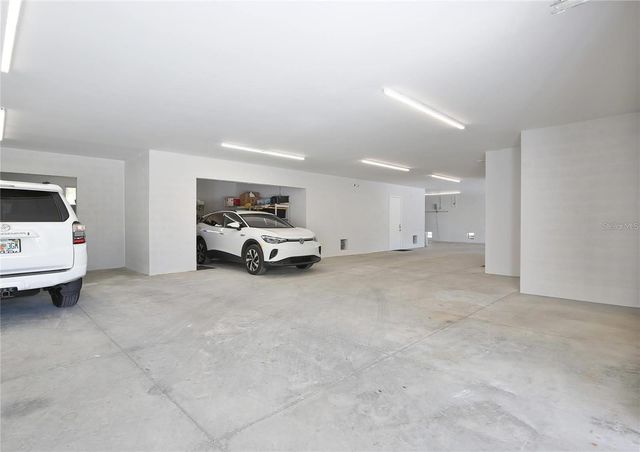 3939 HIGEL AVENUE, Sarasota, FL 34242