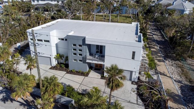 3939 HIGEL AVENUE, Sarasota, FL 34242