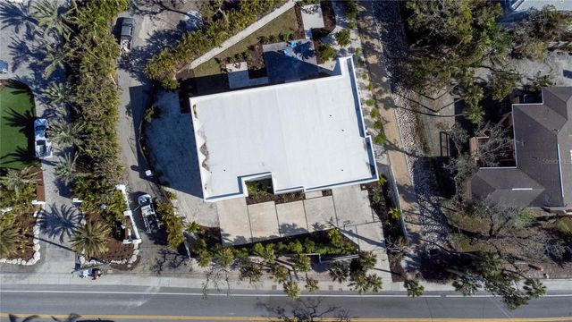 3939 HIGEL AVENUE, Sarasota, FL 34242