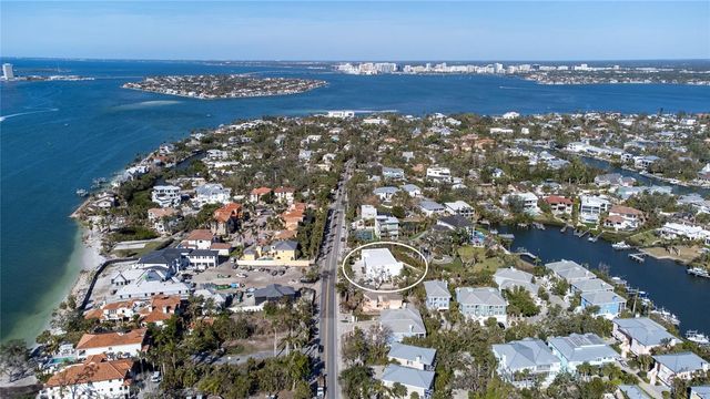 3939 HIGEL AVENUE, Sarasota, FL 34242