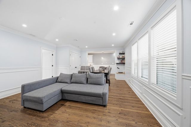 314 N Kinzie Street, Thornton, IL 60476