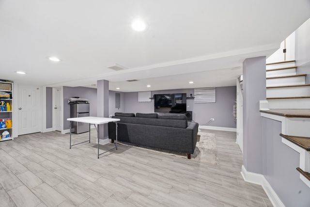 314 N Kinzie Street, Thornton, IL 60476