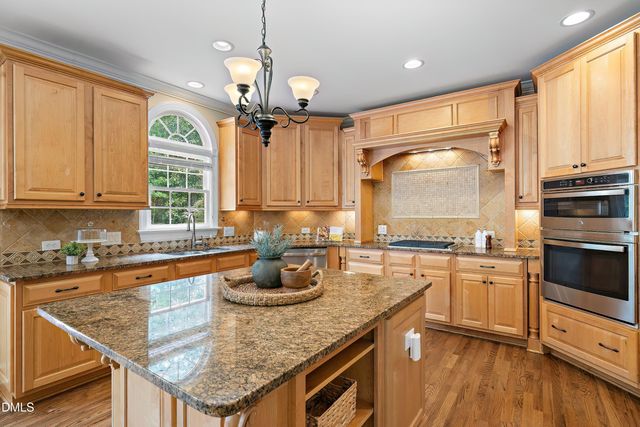 211 Lantern Ridge Lane, Cary, NC 27519
