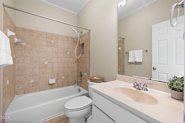 211 Lantern Ridge Lane, Cary, NC 27519