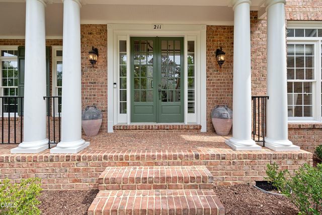 211 Lantern Ridge Lane, Cary, NC 27519