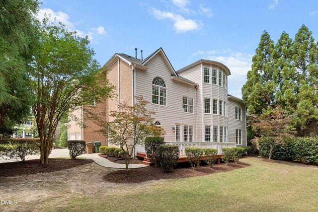 211 Lantern Ridge Lane, Cary, NC 27519
