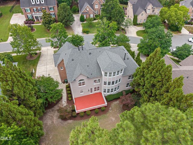 211 Lantern Ridge Lane, Cary, NC 27519