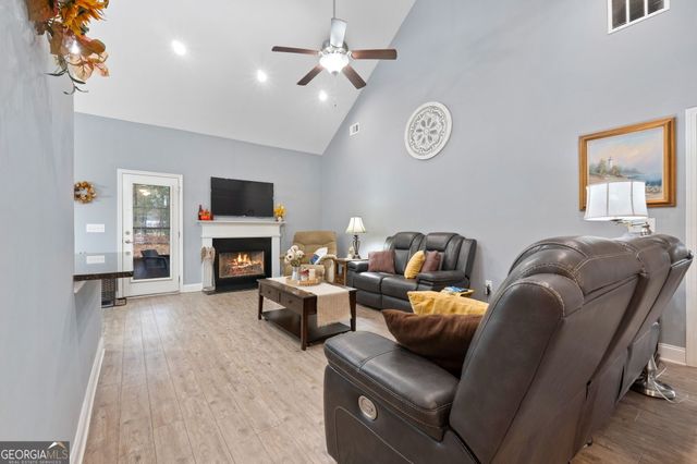 110 Coulter Woods Drive, Locust Grove, GA 30248