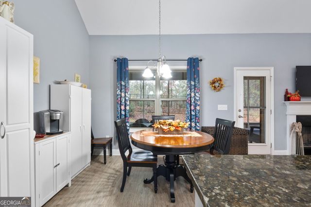 110 Coulter Woods Drive, Locust Grove, GA 30248