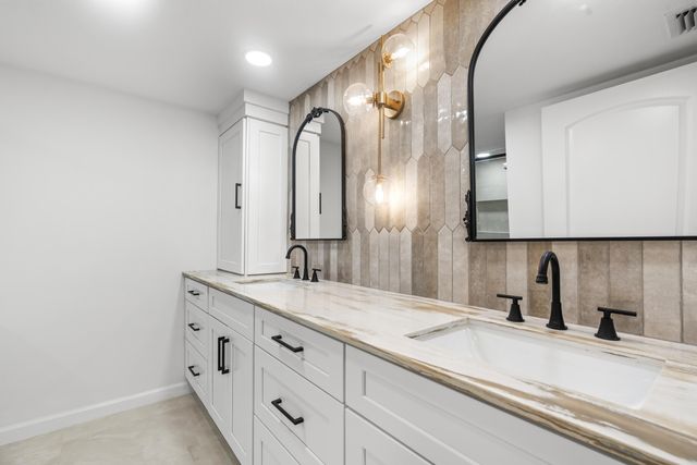 9644 SILLS E 103, Boynton Beach, FL 33437