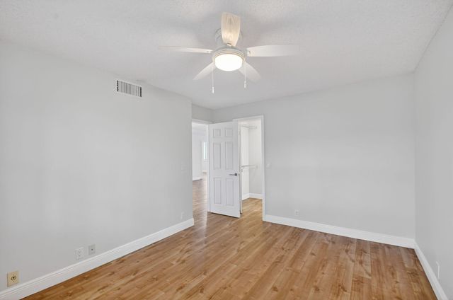 4080 Tivoli Court E 206, Lake Worth, FL 33467