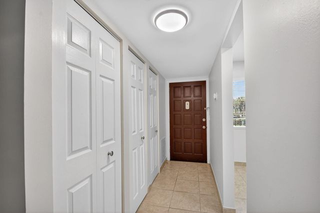 4080 Tivoli Court E 206, Lake Worth, FL 33467