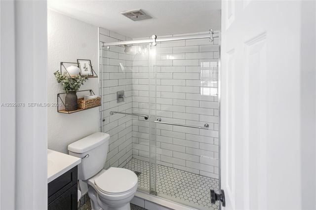 2321 Pine Needle Court, Pembroke Pines, FL 33026