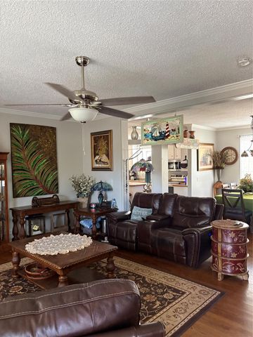 6700 W Tx-220-Loop Loop W, La Grange, TX 78963