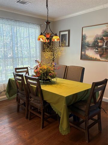 6700 W Tx-220-Loop Loop W, La Grange, TX 78963