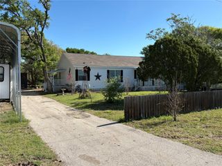 6700 W Tx-220-Loop Loop W, La Grange, TX 78963
