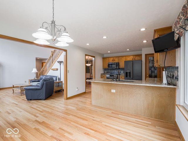 4633 Palomino Trail, Indianapolis, IN 46239