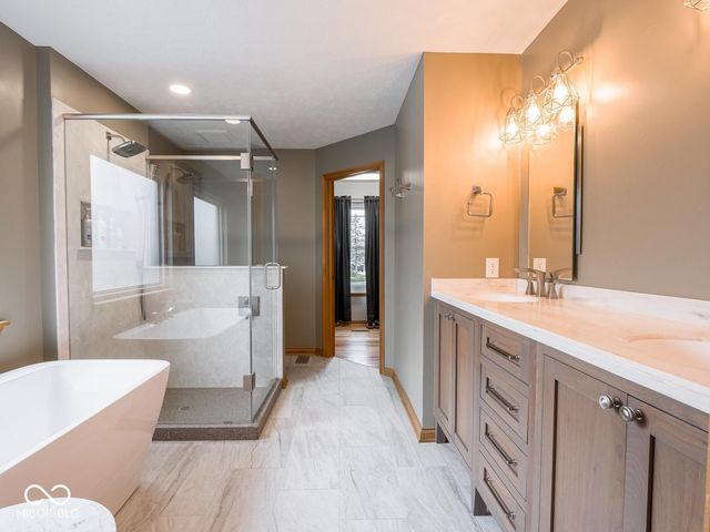 4633 Palomino Trail, Indianapolis, IN 46239