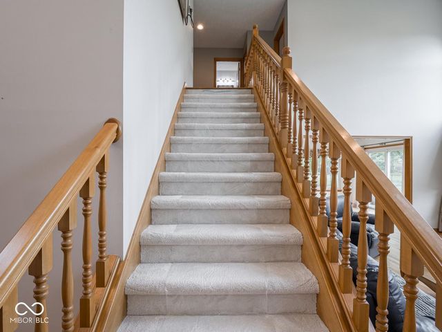 4633 Palomino Trail, Indianapolis, IN 46239