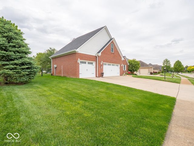 4633 Palomino Trail, Indianapolis, IN 46239