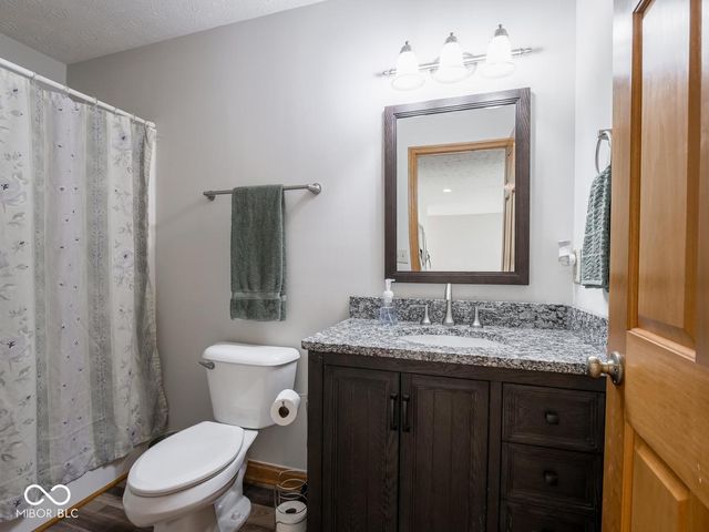 4633 Palomino Trail, Indianapolis, IN 46239