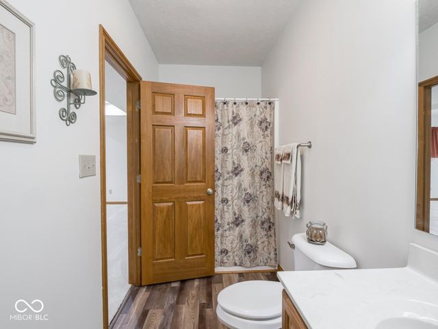 4633 Palomino Trail, Indianapolis, IN 46239