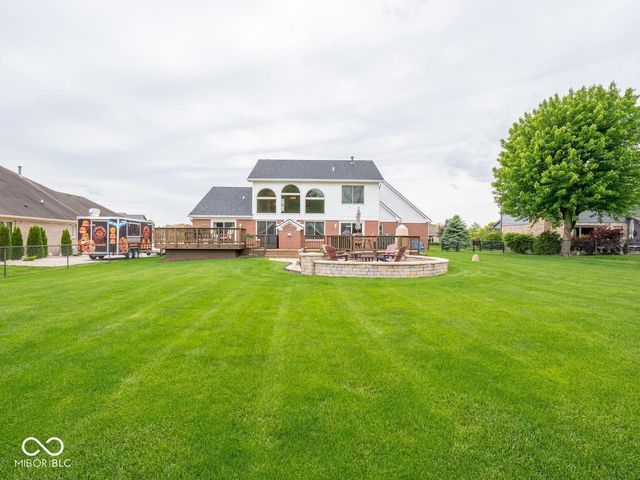 4633 Palomino Trail, Indianapolis, IN 46239