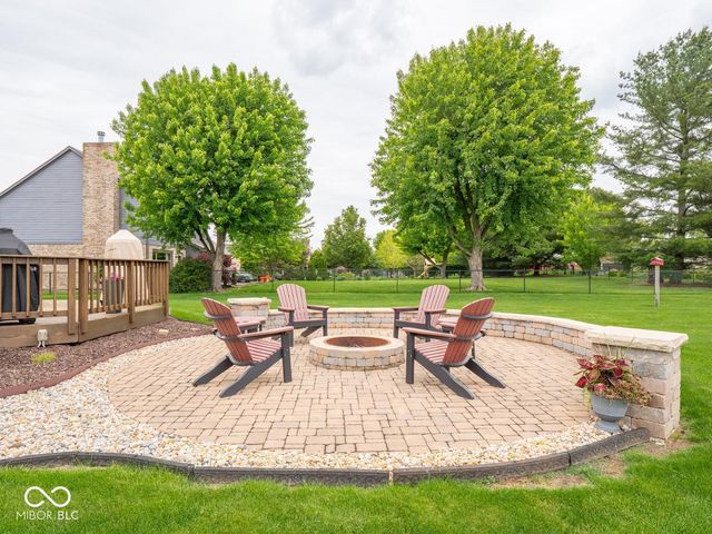 4633 Palomino Trail, Indianapolis, IN 46239