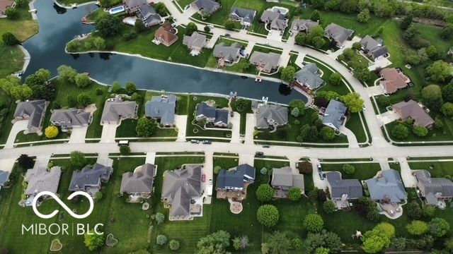4633 Palomino Trail, Indianapolis, IN 46239