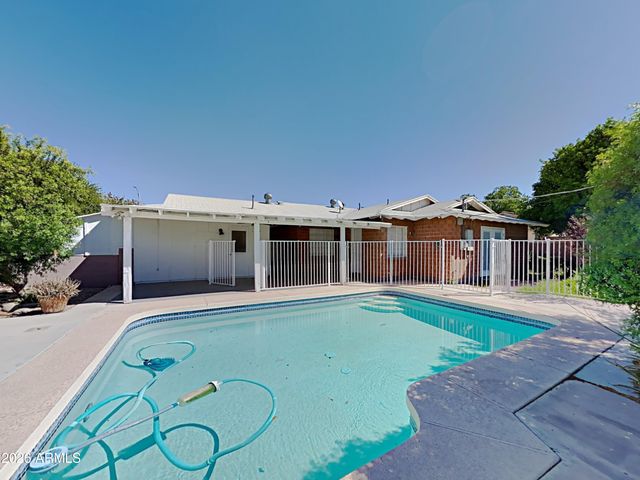 4007 W TUCKEY Lane, Phoenix, AZ 85019