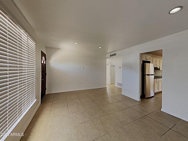 4007 W TUCKEY Lane, Phoenix, AZ 85019