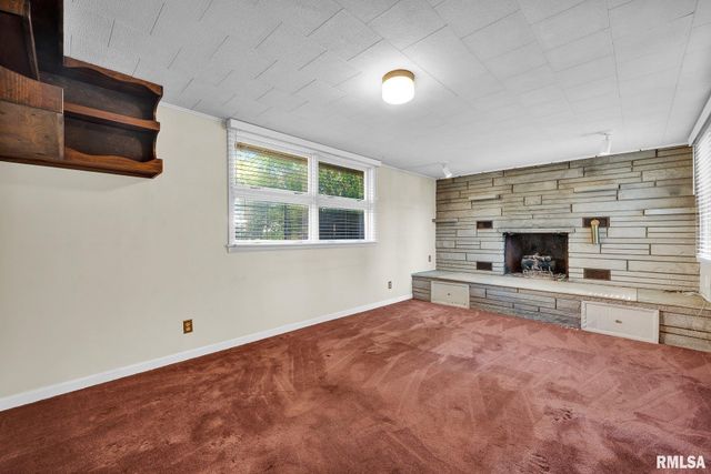 5104 N BEVALON Place, Peoria, IL 61614